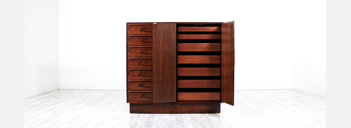 Mid-Century Modern Brazilian Rosewood Bachelor Chest of Drawers 
