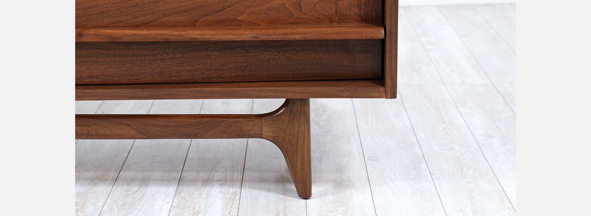 Mid-Century Modern Curved-Front Walnut Dresser by United Furniture