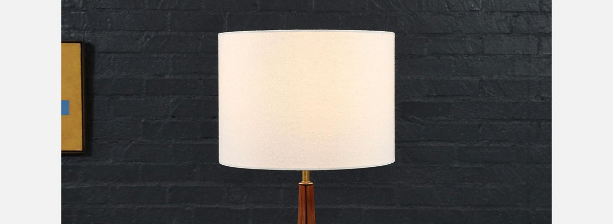 David Shreve Sculpted Walnut & Brass Table Lamp for V.H. Woolums