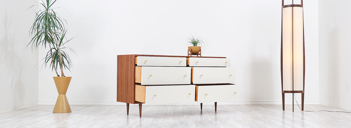 Milo Baughman Two-Tone Lacquered & Walnut Dresser for Glenn of California 2