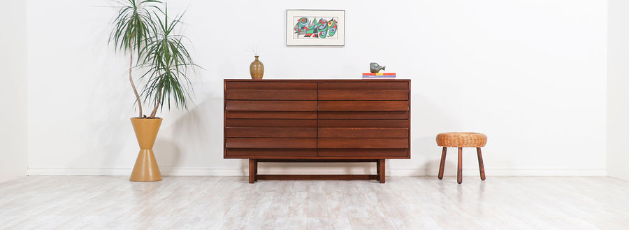 Paul Laszlo 8-Drawer Dresser for Brown Saltman
