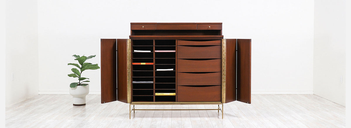 Paul McCobb "Irwin Collection" Bachelor's Chest of Drawers for Calvin Furniture
