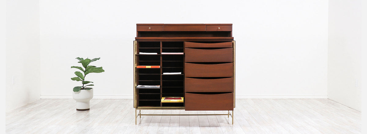 Paul McCobb "Irwin Collection" Bachelor's Chest of Drawers for Calvin Furniture