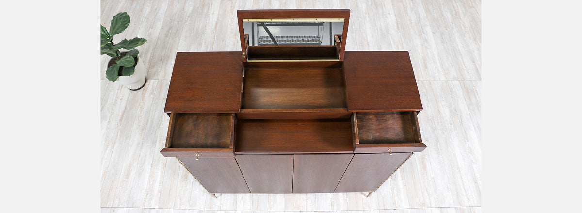 Paul McCobb "Irwin Collection" Bachelor's Chest of Drawers for Calvin Furniture