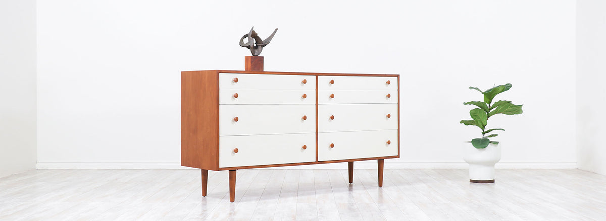 Milo Baughman Two-Tone Lacquered & Walnut Dresser for Glenn of California 3