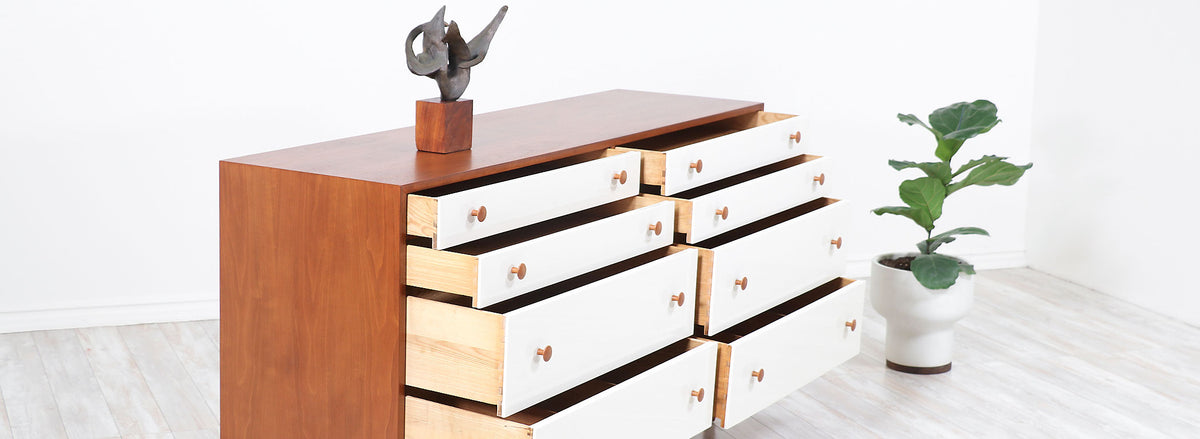 Milo Baughman Two-Tone Lacquered & Walnut Dresser for Glenn of California 3
