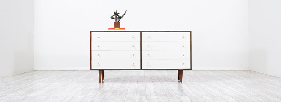 Milo Baughman Two-Tone Lacquered & Walnut 8-Drawer Dresser for Glenn of California