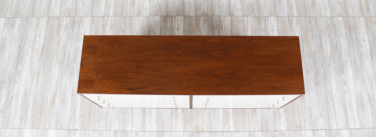 Milo Baughman Two-Tone Lacquered & Walnut 8-Drawer Dresser for Glenn of California