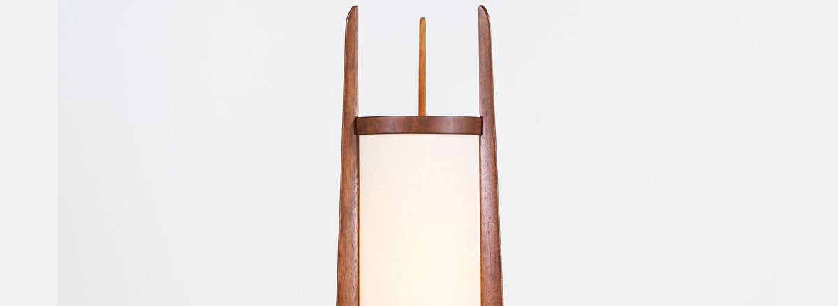 Mid-Century Modern Monumental Sculpted Floor Lamp by Modeline 