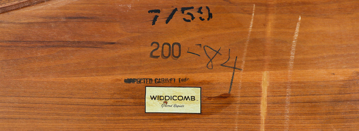 George Nakashima ”Sundra” Coffee Table for Widdicomb 
