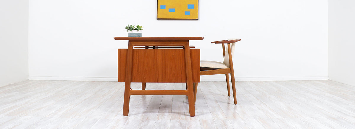 Gunni Omann Model-75 Floating-Top Desk for Omann Jun 