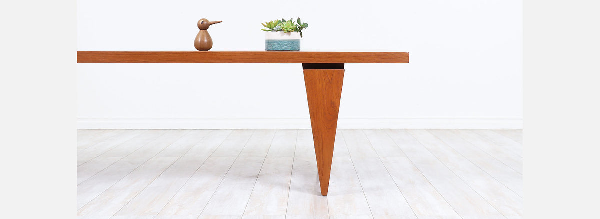 Illum Wikkelsø Model ML-115 Coffee Table for Mikael Laursen 