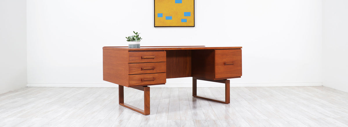 Henning Jensen & Torbin Valeur Executive Desk with Bookshelf for Dyrlund 