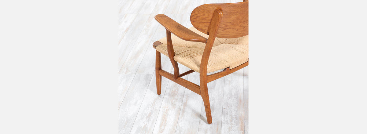 Pair of Hans J. Wegner CH-22 Lounge Chairs for Carl Hansen & Søn 