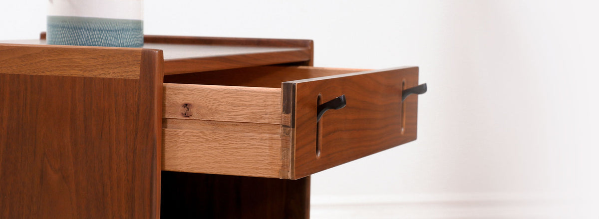 Richard Thompson Night Stands for Glenn of California