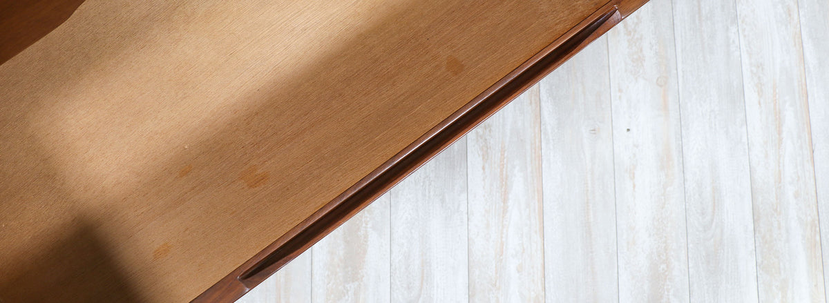 Mid-Century Modern Sculpted Walnut Chest of Drawers Attributed to Vladimir Kagan 
