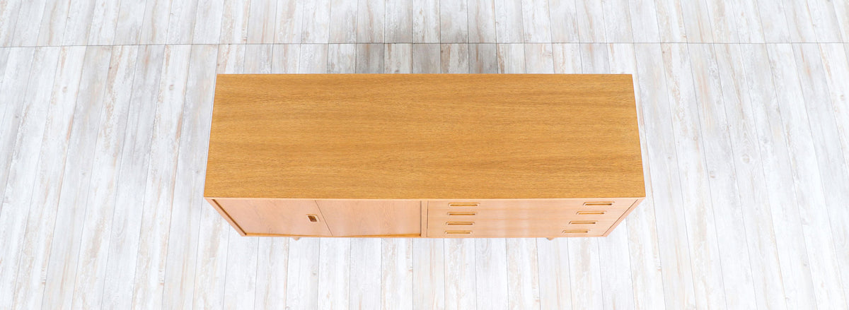 Danish Modern Oak Credenza by Carlo Jensen for Hundevad & Co. 