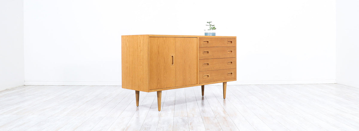 Danish Modern Oak Credenza by Carlo Jensen for Hundevad & Co. 