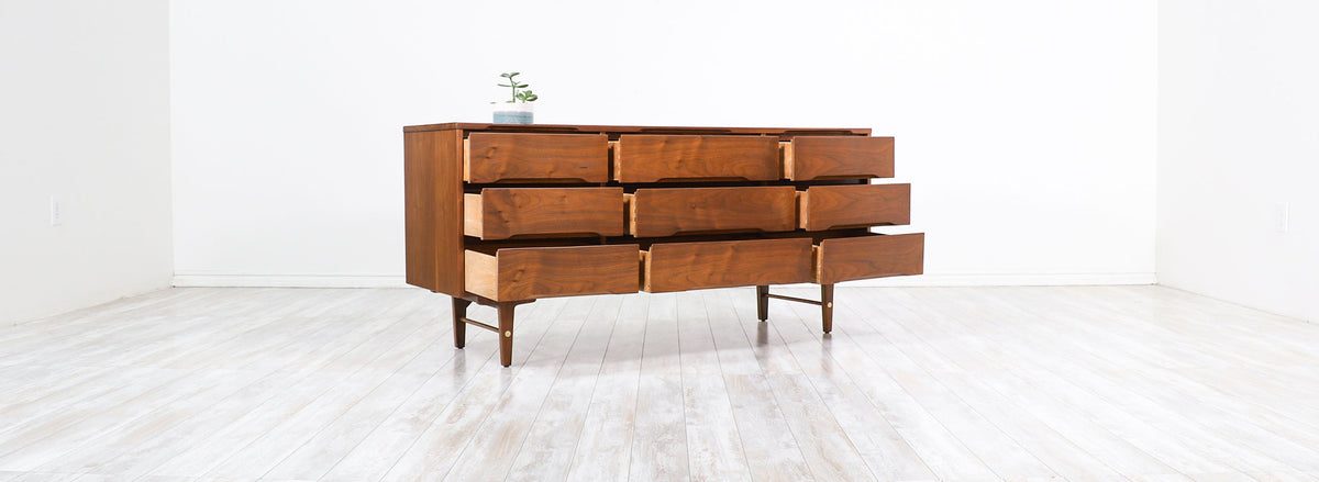 Mid-Century Modern 9-Drawer Dresser by Stanley Furniture-2