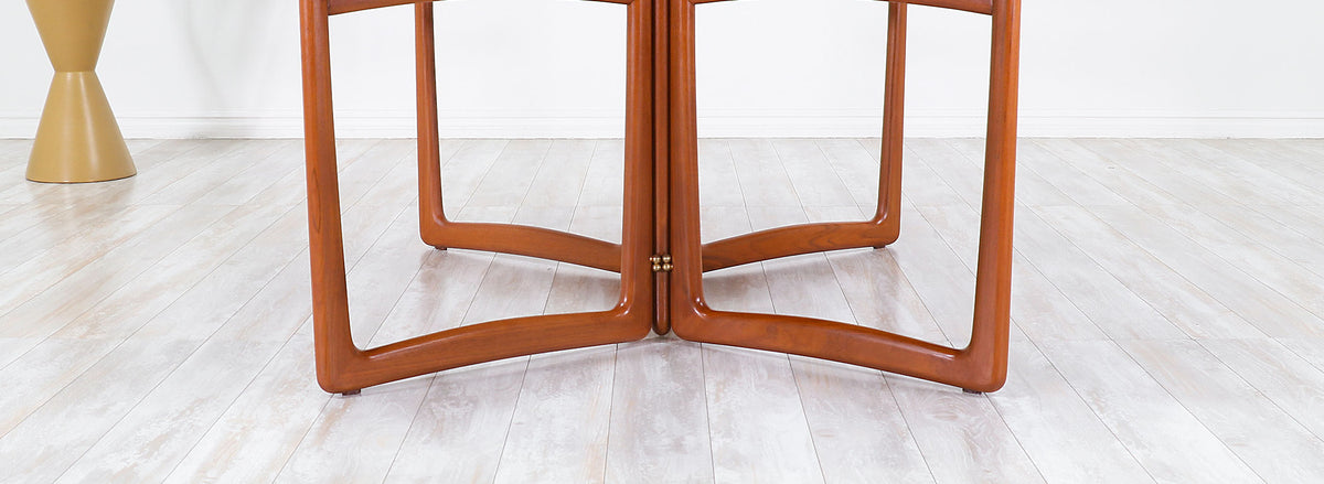 Peter Hvidt & Orla Mølgaard Nielsen Gate-Leg Dining Table for Søborg Møbelfabrik