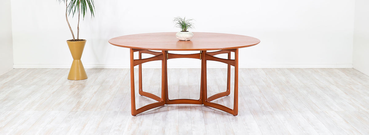 Peter Hvidt & Orla Mølgaard Nielsen Gate-Leg Dining Table for Søborg Møbelfabrik