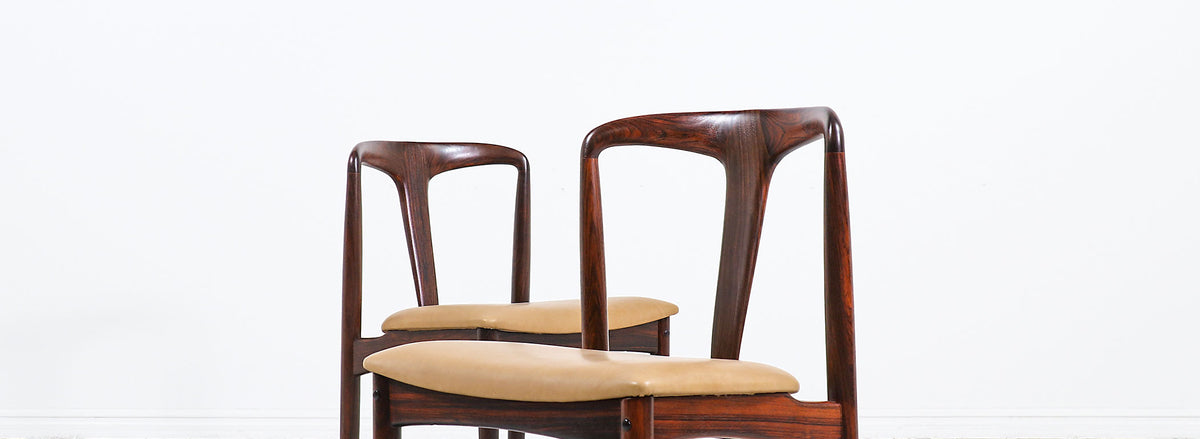 Johannes Andersen "Juliane" Rosewood Dining Chairs by Uldum Møbelfabrik 