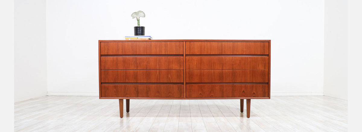 Mid-Century Modern 8-Drawer Teak Dresser