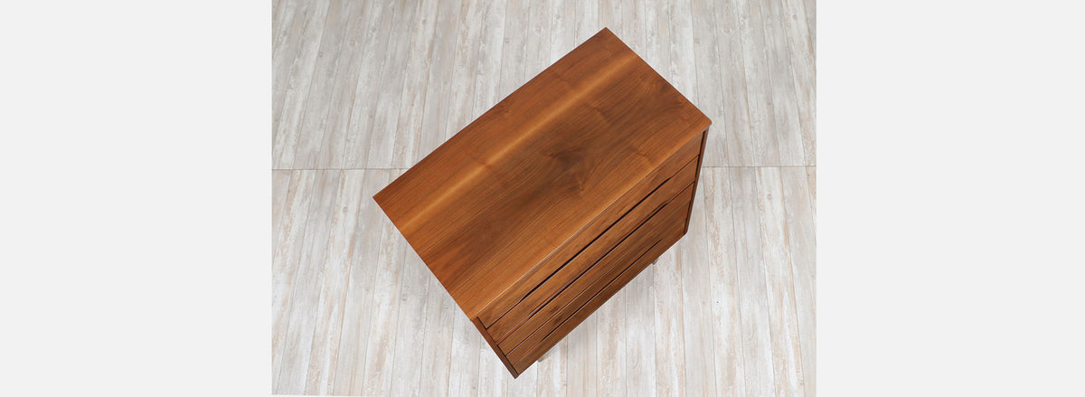 Mid-Century Modern Chest of Drawers by Stanley Furniture 