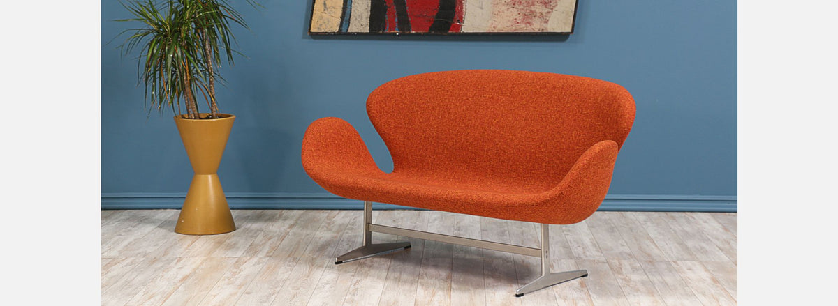 Arne Jacobsen “Swan” Sofa for Fritz Hansen