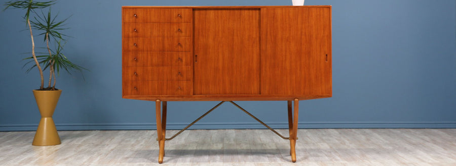 Hans J. Wegner CH-304 Credenza for Carl Hansen & Søn