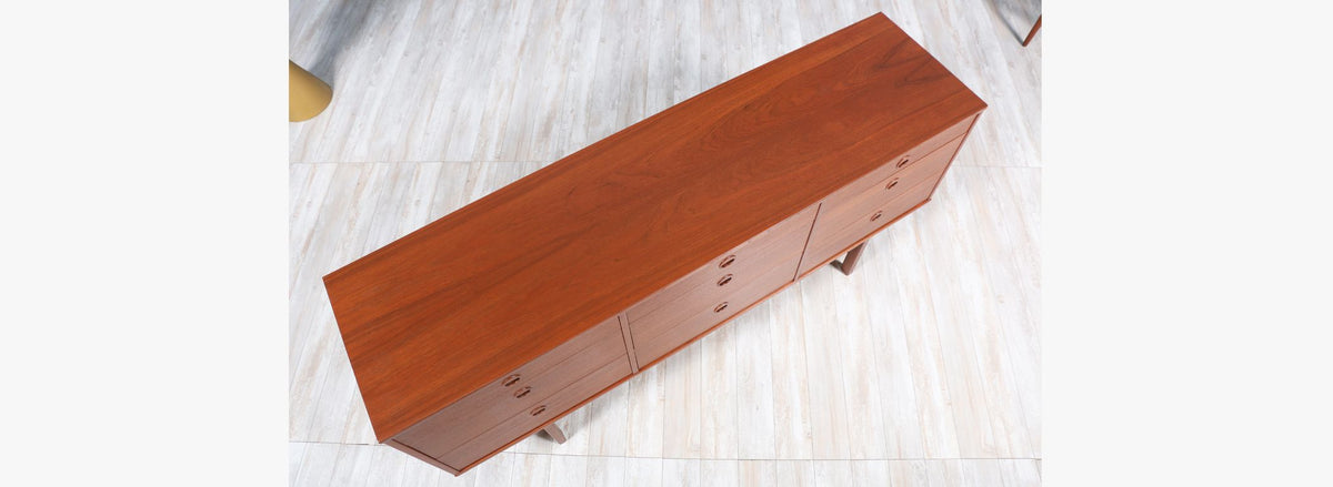 Folke Ohlsson 9-Drawer Teak Dresser for Dux