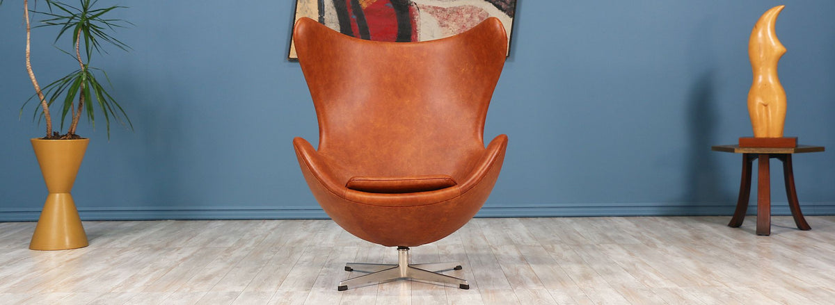 Arne Jacobsen Leather "Egg" Chair for Fritz Hansen