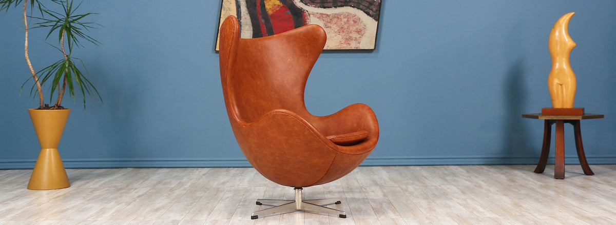 Arne Jacobsen Leather "Egg" Chair for Fritz Hansen