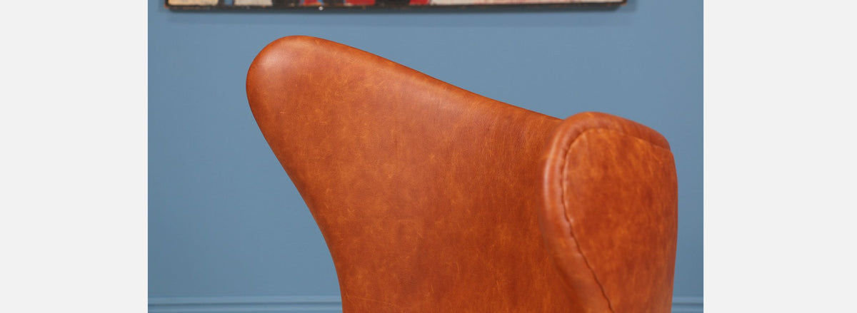 Arne Jacobsen Leather "Egg" Chair for Fritz Hansen