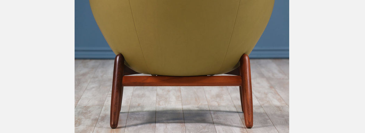 Ib Kofod-Larsen "Pod" Leather Chair for Povl Dinesen