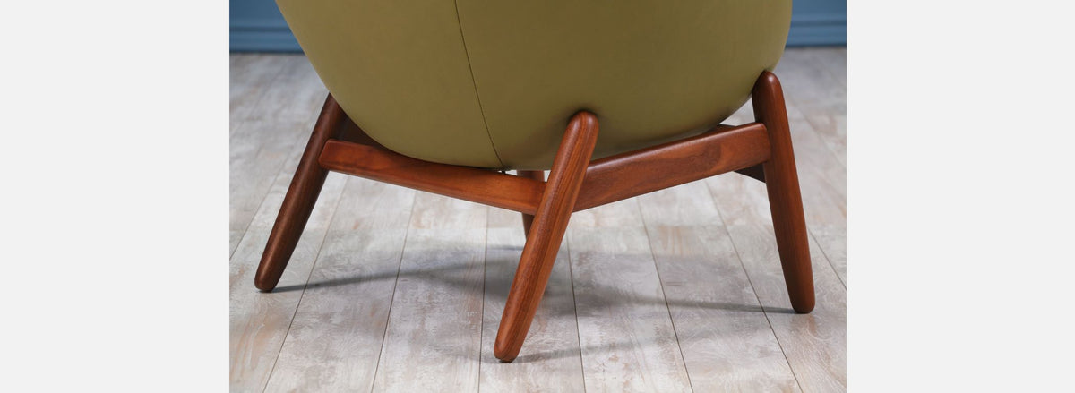 Ib Kofod-Larsen "Pod" Leather Chair for Povl Dinesen