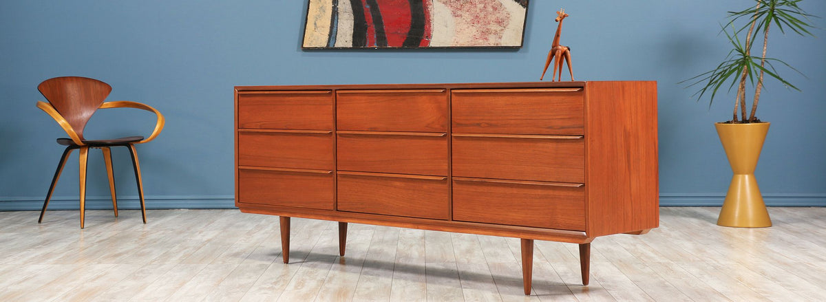 Danish Modern 9-Drawer Teak Dresser 