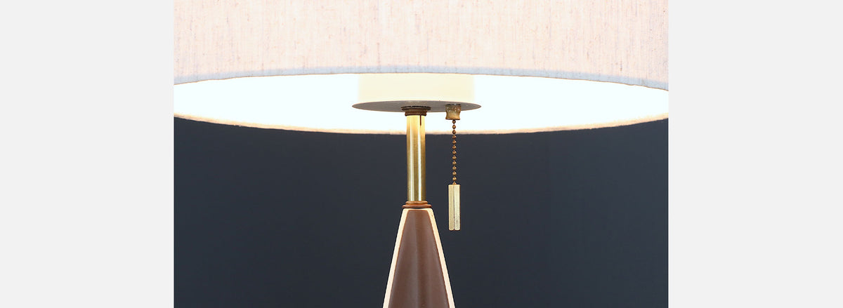 Gerald Thurston "Fin" Porcelain Table Lamp by Lightolier 