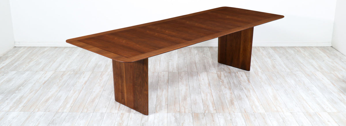 T.H. Robsjohn-Gibbings Model-4800 Expanding Dining Table for Widdicomb