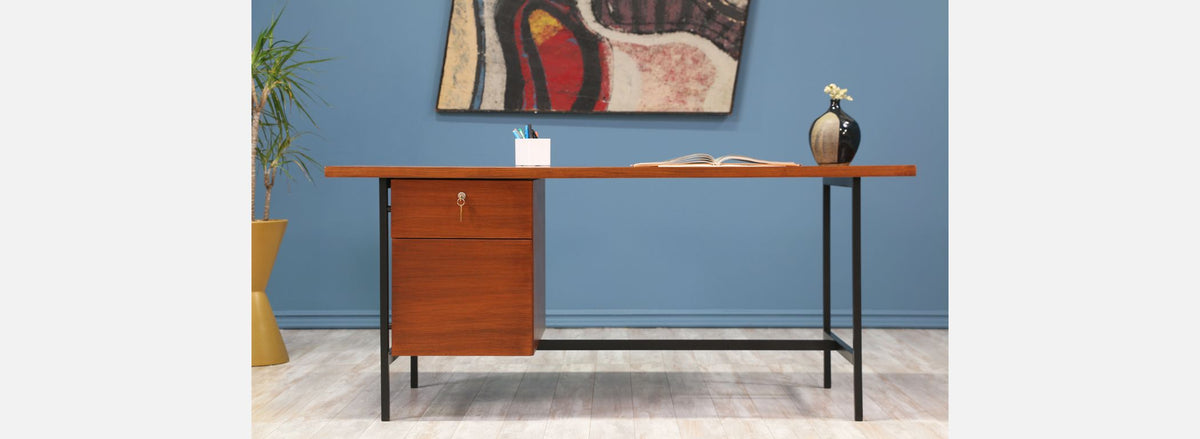 Florence Knoll Executive Walnut Desk