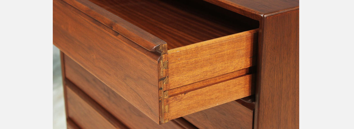 Mid-Century Modern Chest of Drawers by Westnofa