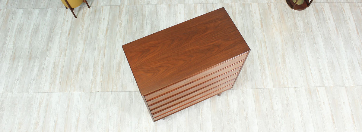 Mid-Century Modern Chest of Drawers by Westnofa
