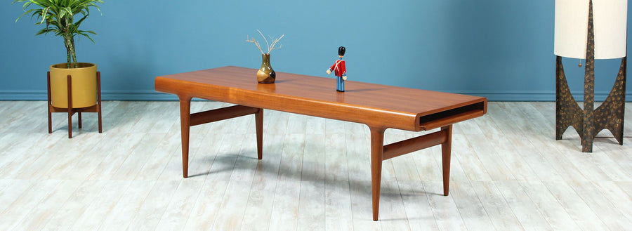 Johannes Andersen Teak Coffee Table for Uldum Møbelfabrik