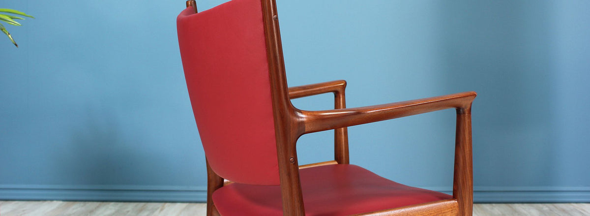 Hans J. Wegner JH-509 Walnut Arm Chairs for Johannes Hansen 2