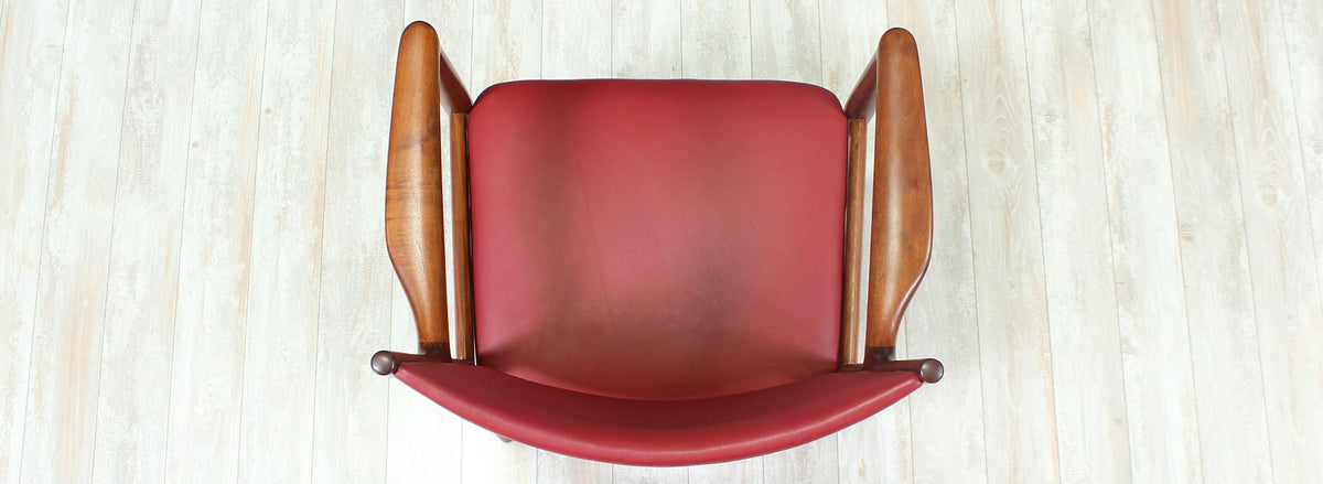 Hans J. Wegner JH-509 Walnut Arm Chairs for Johannes Hansen 2