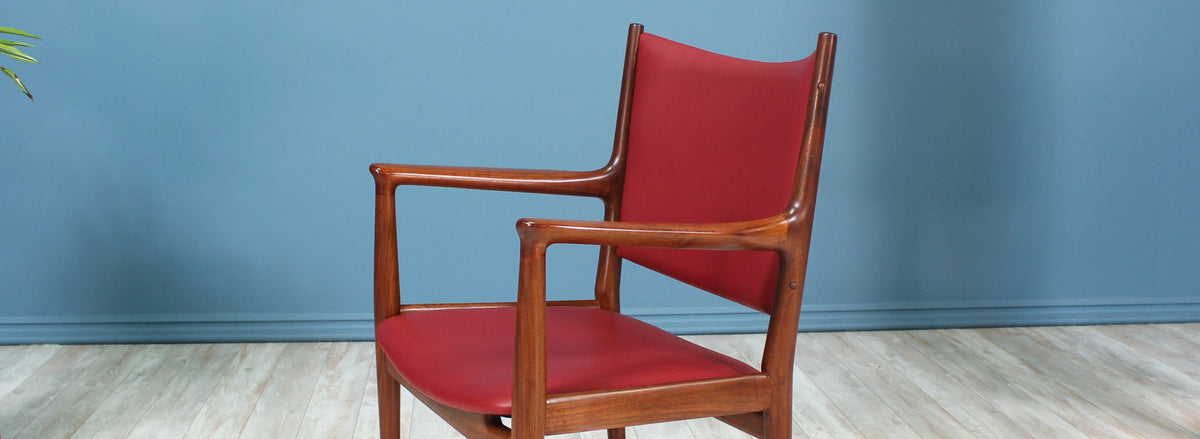 Hans J. Wegner JH-509 Walnut Arm Chairs for Johannes Hansen 2
