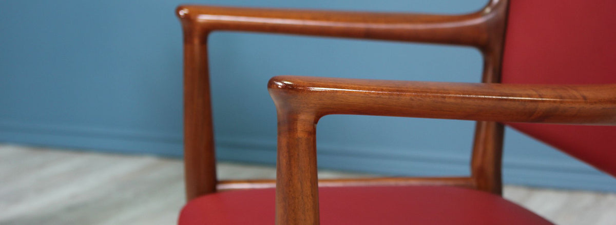 Hans J. Wegner JH-509 Walnut Arm Chairs for Johannes Hansen 2