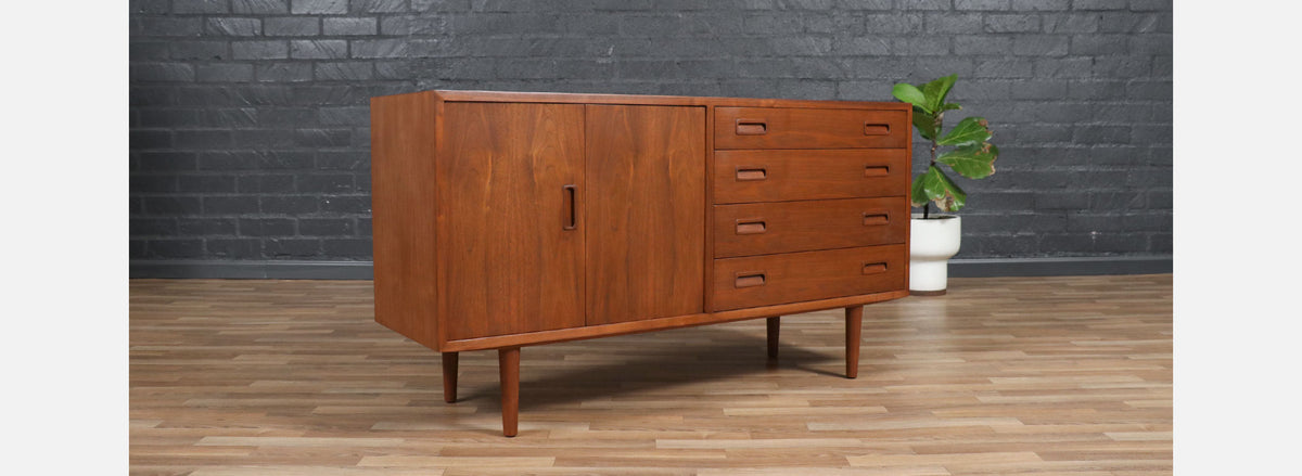 Carlo Jensen Bi-Folding Door Walnut Credenza for Hundevad & Co.