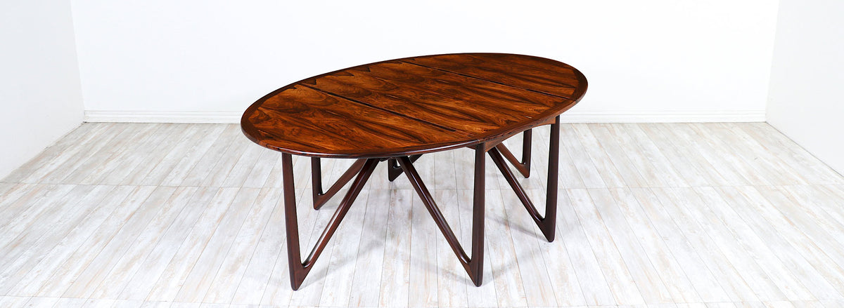 Niels Koefoed Sculpted Rosewood Dining Table for Koefoeds Møbelfabrik