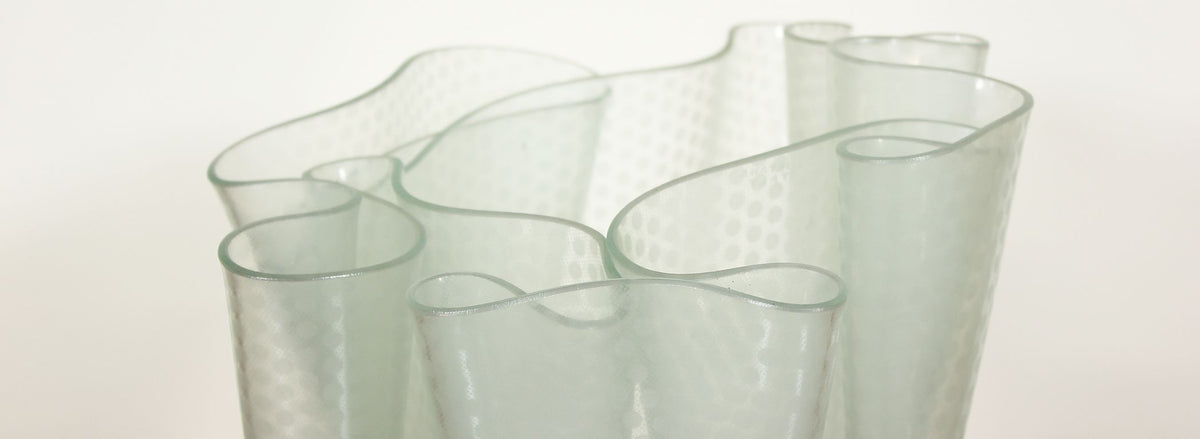 Pietro Chiesa "Cartoccio" Sculpture Glass Vase for Fontana Arte